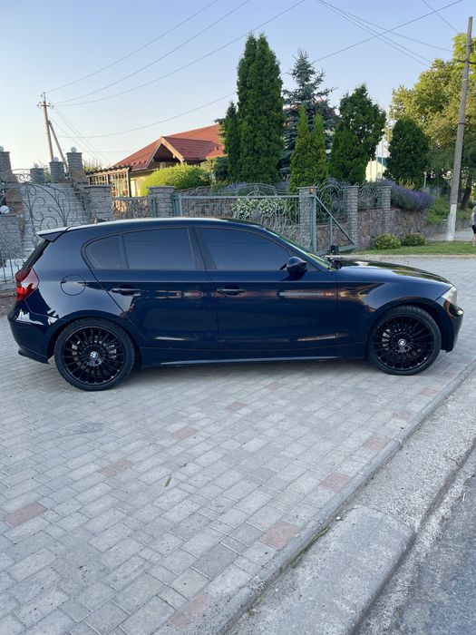 Продам BMW 120D