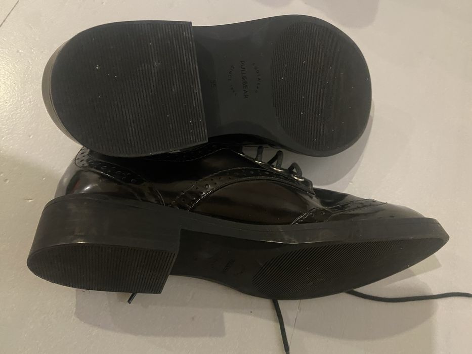 Sapatos pretos verniz