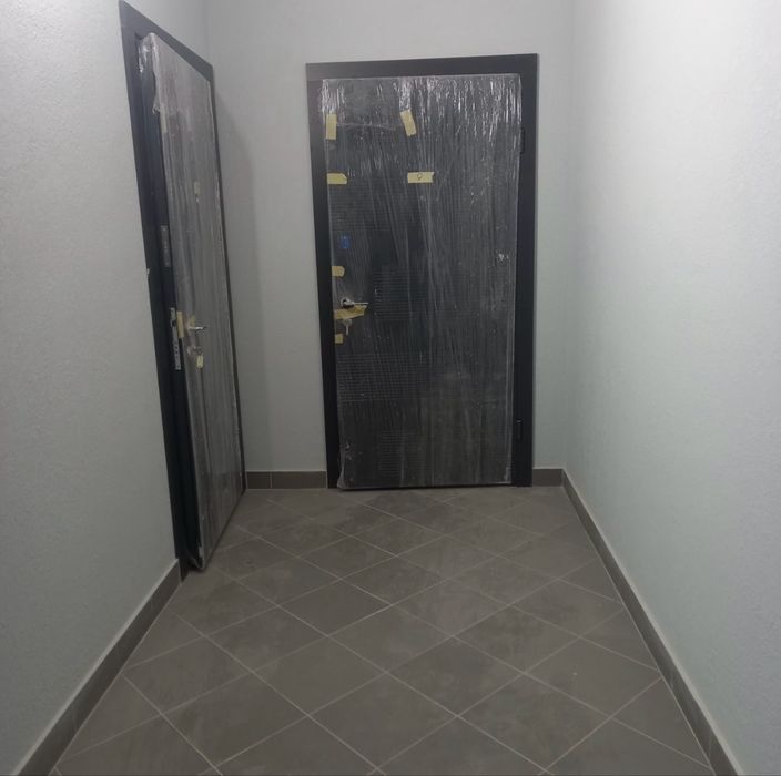 ПРОДАЖ !!! Квартира - 92,3м2, - (700/м2)