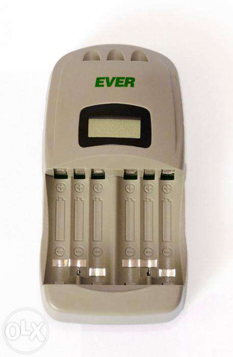 Ładowarka EVER E-500