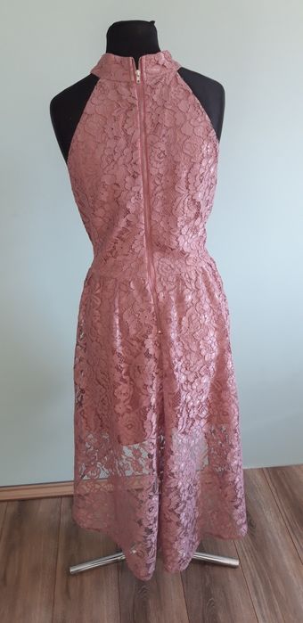 Elegancka asymetryczna sukienka