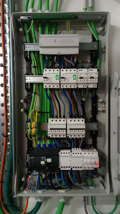 Eletricista certificado