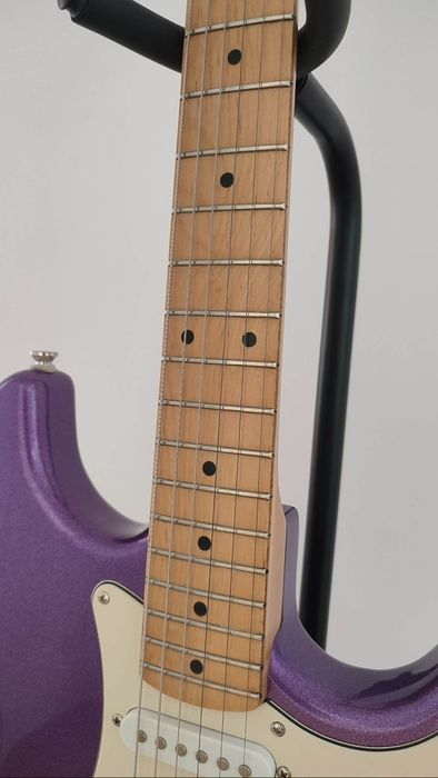 Gitara lutnicza stratocaster + kabel Ernie Ball + pokrowiec Thomann