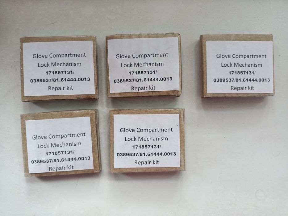 Ремкомплект замка бардачка/вещевого ящика  ДАФ / МАН / Мерседес