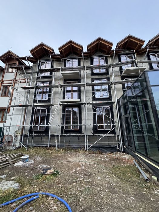 Wynajem rusztowania elewacyjnego- z montażem i trasnportem