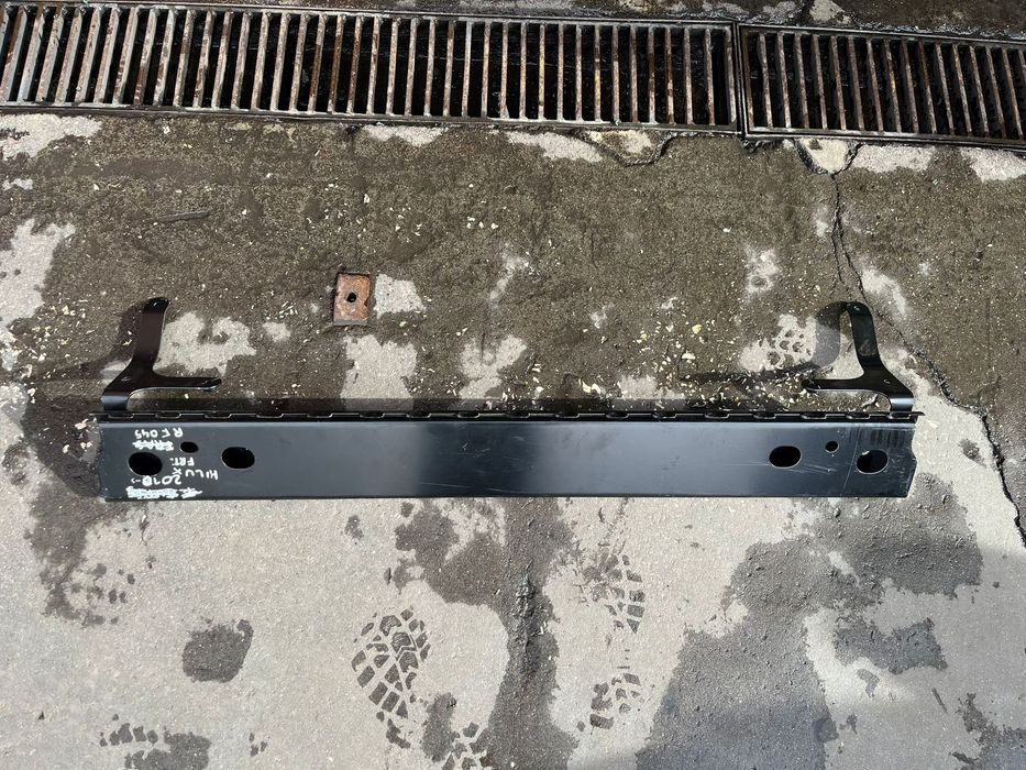 Toyota Hilux - REFORÇO PARA CHOQUES FRENTE - RF45