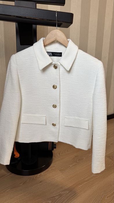 Молочний жакет зара