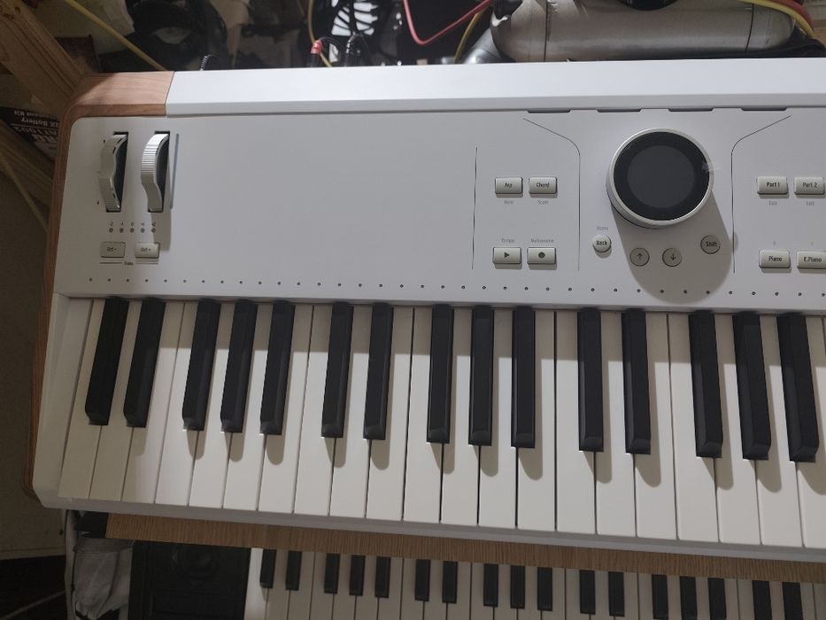 Arturia  Astrolab 61 c/ 2 meses, garantia 5 anos