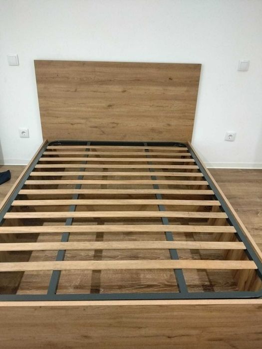 Cama de corpo e meio