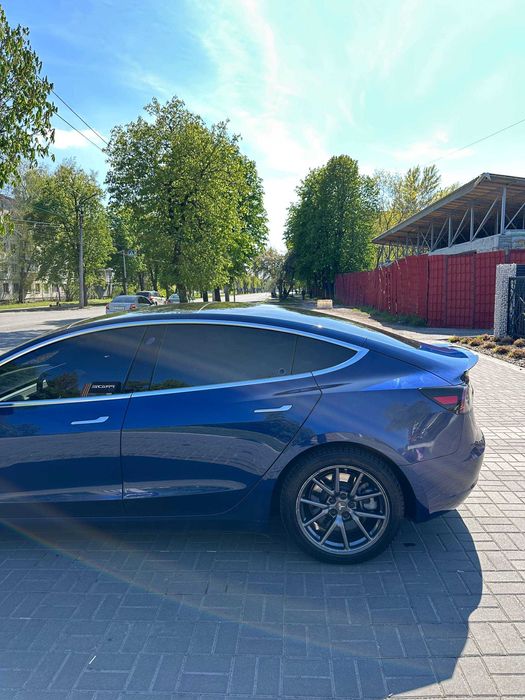 Tesla Model 3 2020 Long Range 75D