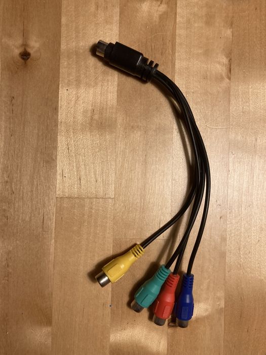 Kabel przewód S-video wideo do chinch adapter przejściówka