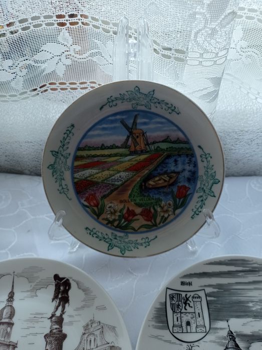 Zestaw 3 porcelanowych talerzy