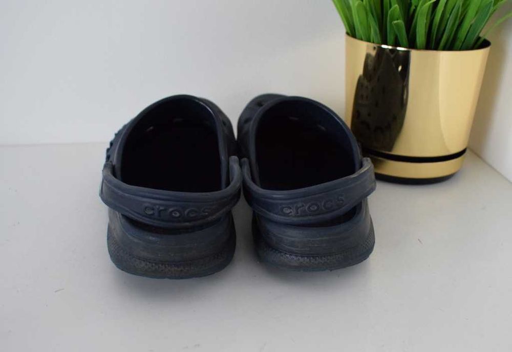 Crocs klapki buty 37 - 38 granatowe M5 W7