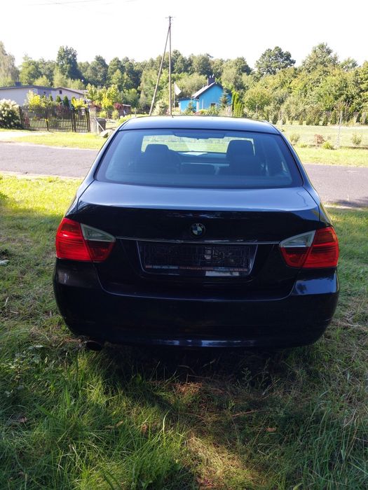 Sprzedam BMW 320i E90 150KM
