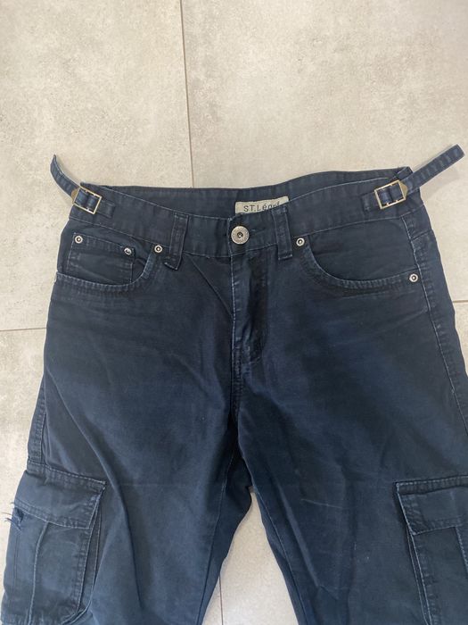 Czarne spodnie cargo, regulowane w pasie ST Léońf