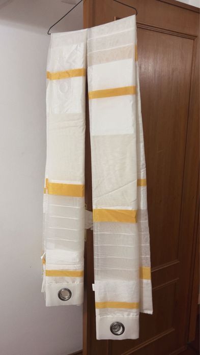 Cortinado Amarelo – Em Bom Estado