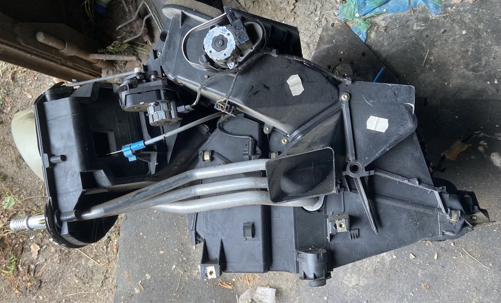 Bmw e39 пічка в зборі, вентилятор , корпус, резістор. Разборка