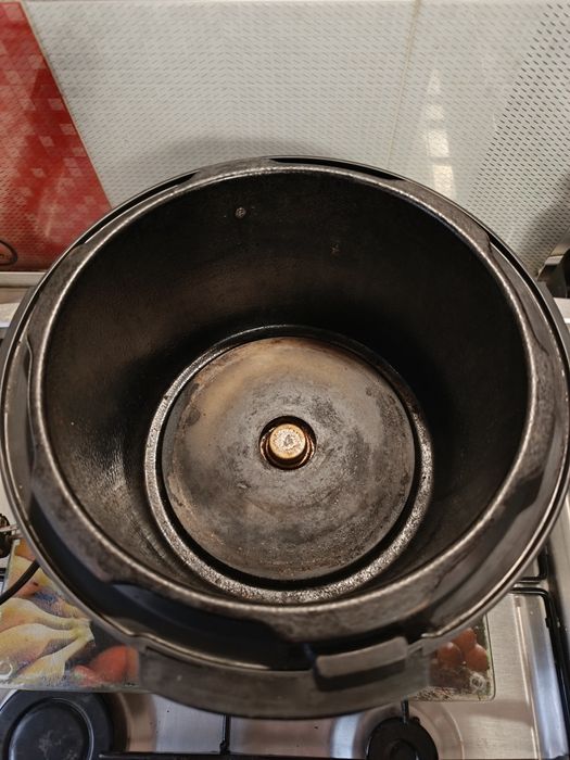 Мультиварка--скороварка Philips HD 2178/03
1000w.
Робоча, в ре