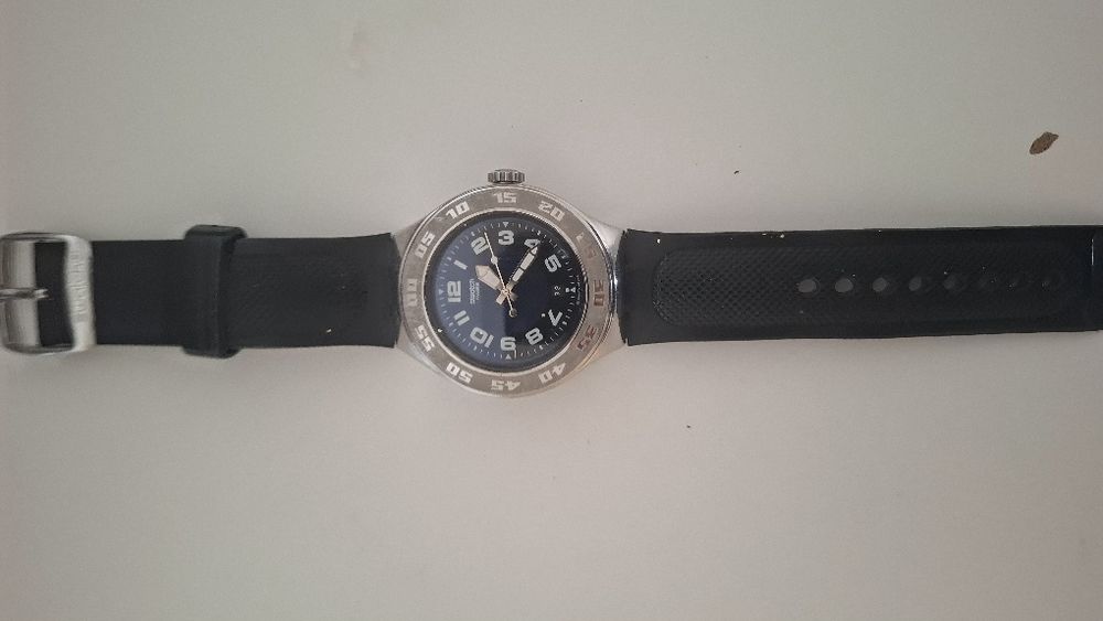 Relogio swatch  bom estado