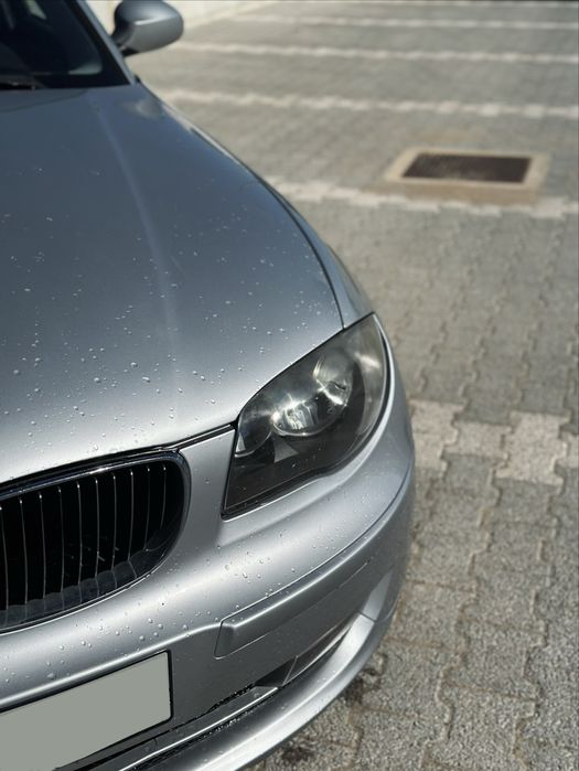 BMW Série 1 118 d 2009 — photo 3