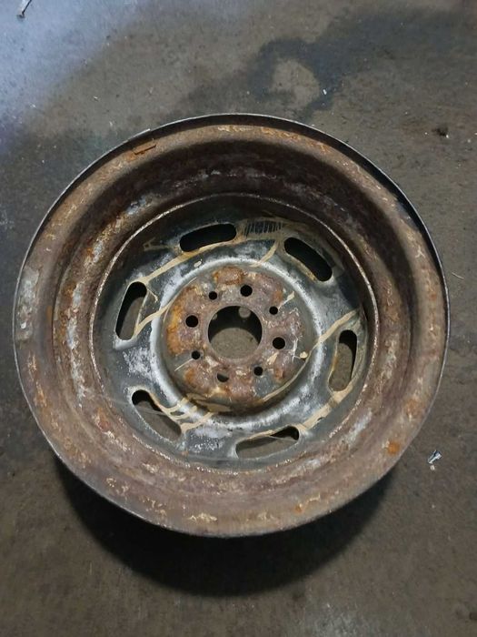 Диск автомобільний на ВАЗ 2108