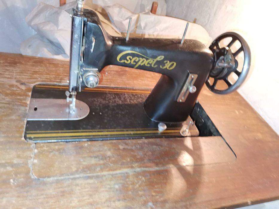 Швейная машина ILeana Чайка Lada Csepel 30 Подольск ПМЗ