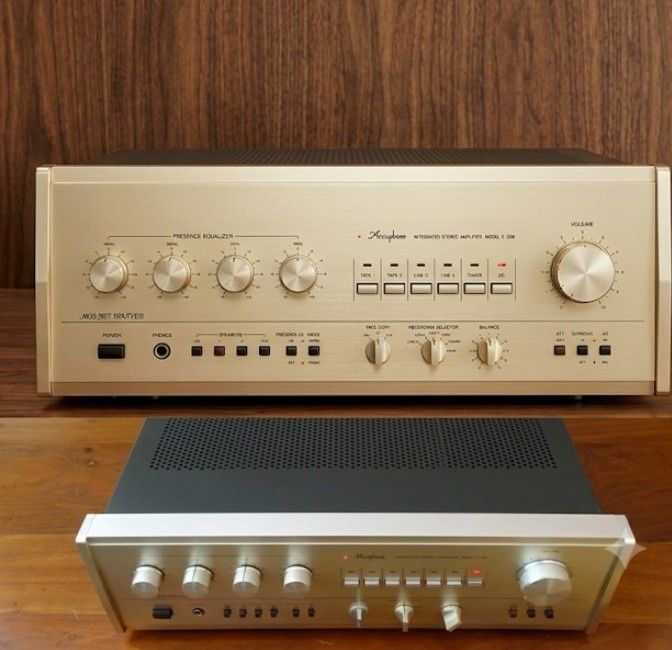 Wzmacniacz Accuphase E-206