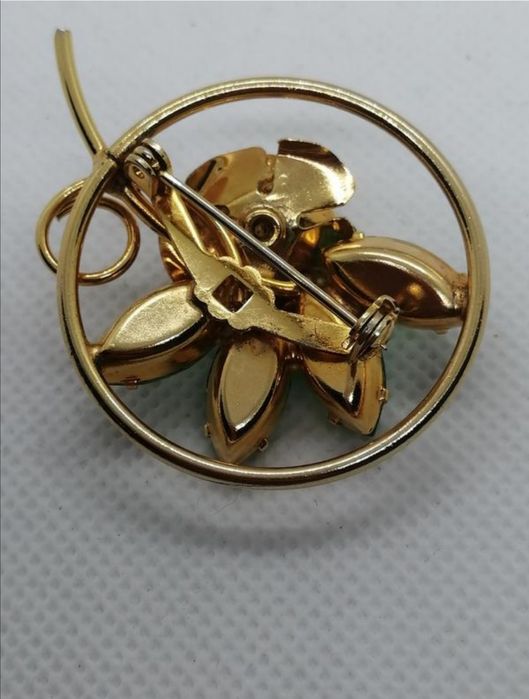 Вінтажна брош уранове скло