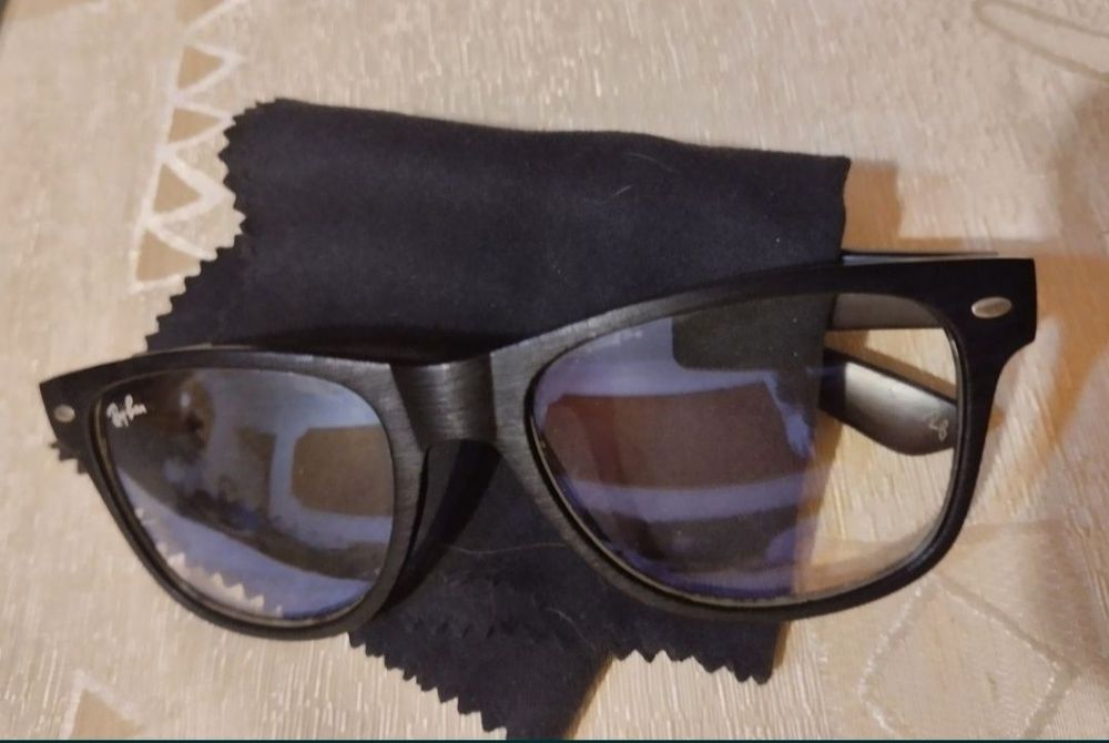 Очки на продажу. Оригинал