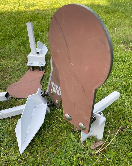 Popper poper wbijany w ziemię