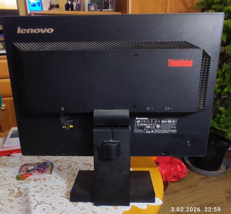 Monitor Lenovo ThinkVision