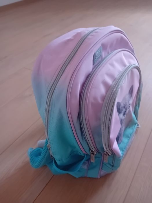 Solidny tornister na sprzedaż