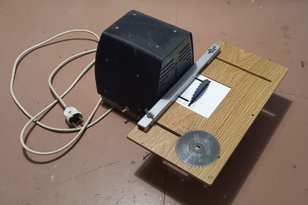 Міні станок циркулярний Умілі руки