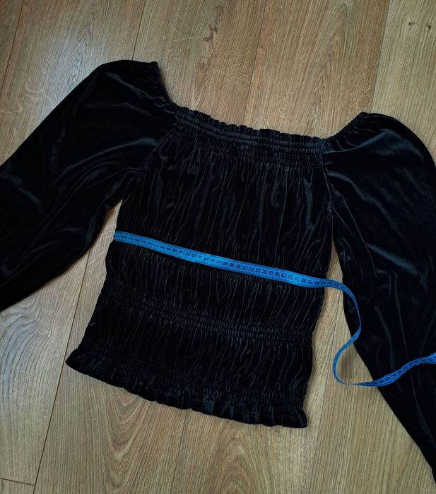 Нарядная черная бархатная кофта блузка для девочки