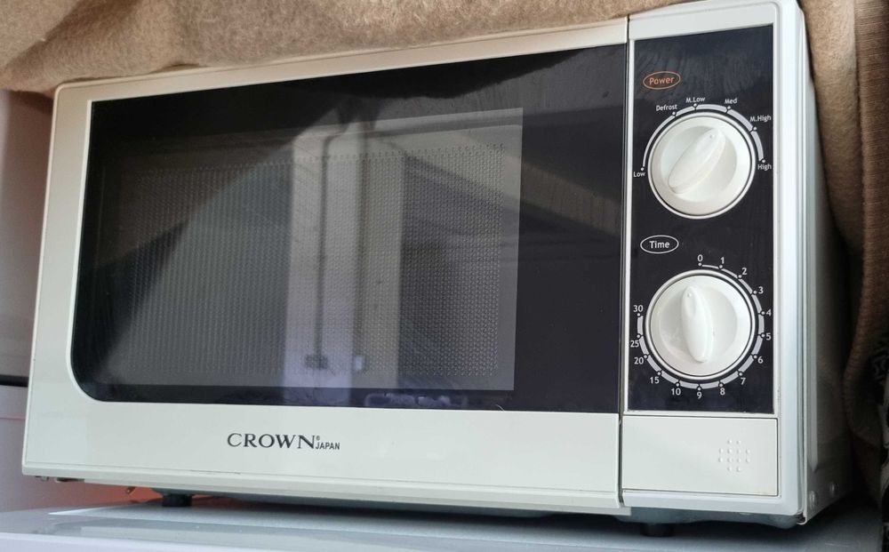 Frigorifico e microndas (vendo só conjunto)