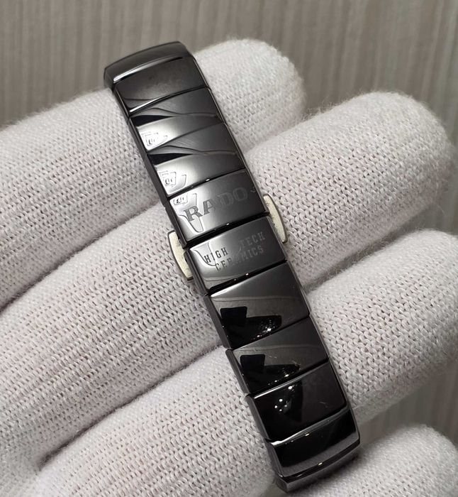 Жіночий годинник Rado True R27685152 Swiss made 27mm