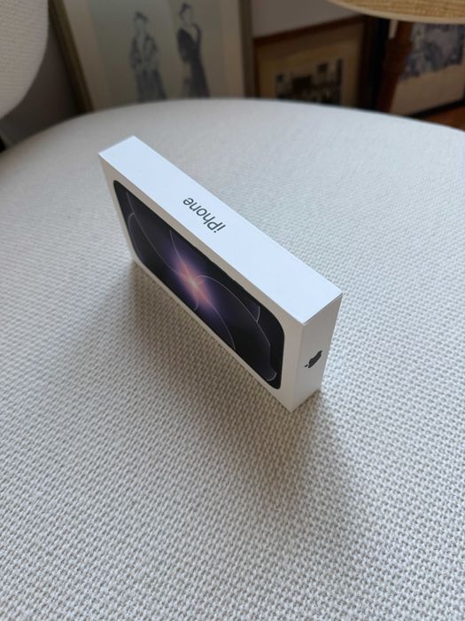 iPhone 17e Preto Novo e Selado | Com Fatura Apple Store Paris