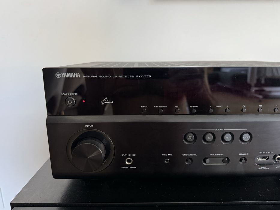 Amplituner Yamaha RX-V775