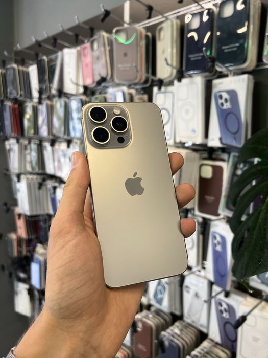 iPhone 15 Pro Max 256Gb Natural Titanium Neverlock від Магазину