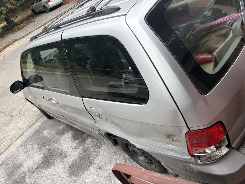 Kia Carnival 2003 • 2.9 дизель • автомат