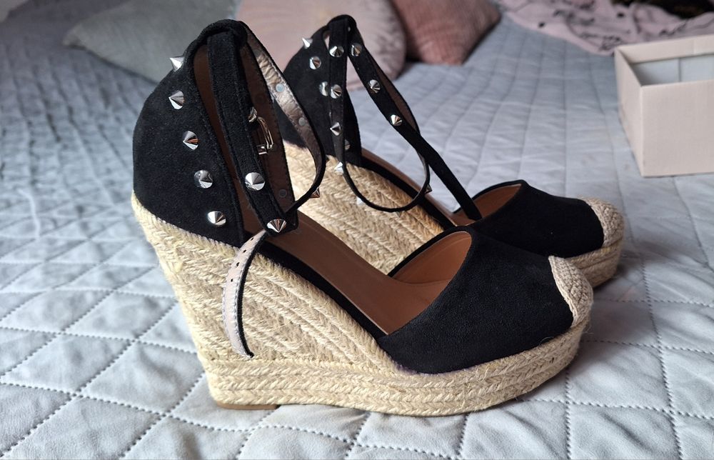 Piękne espadryle damskie