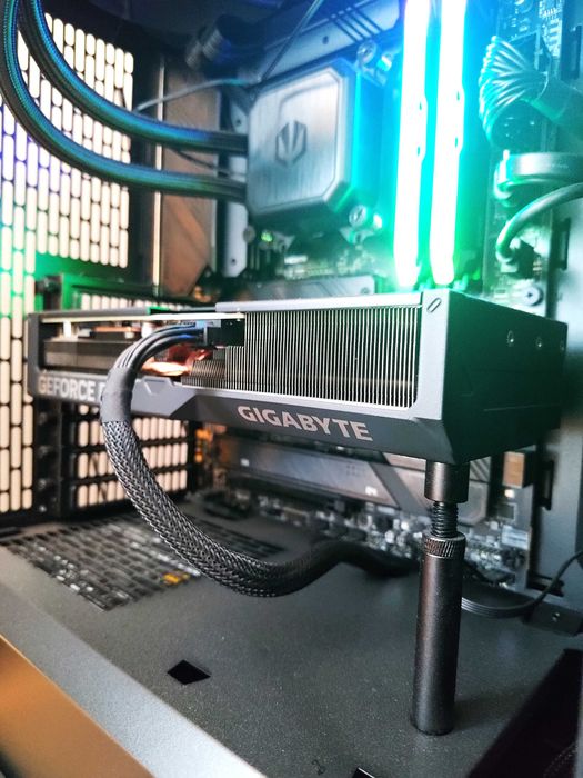 Komputer z monitorem! PC Gamingowy/dla grafika/ do pracy i7-14700KF | MSI MAG Z790 | KC3000 2TB SSD | RTX 4070 Ti Super Windforce | DELL AW2724DM 27"