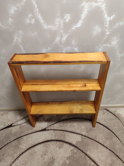 Підставки на взуття дерево. Полка