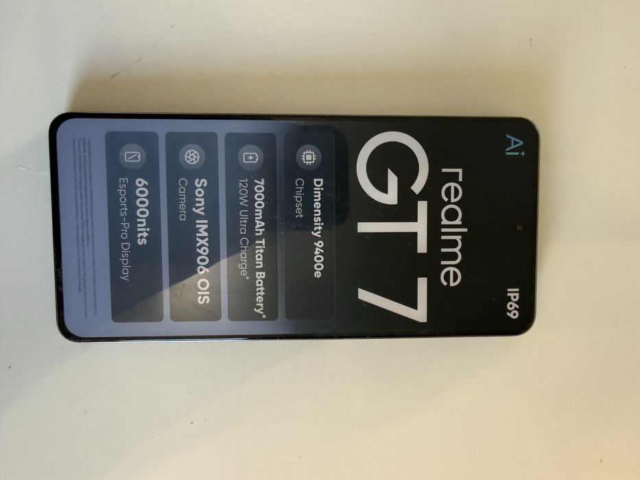 atrapa telefonu Realme GT 7 na części
