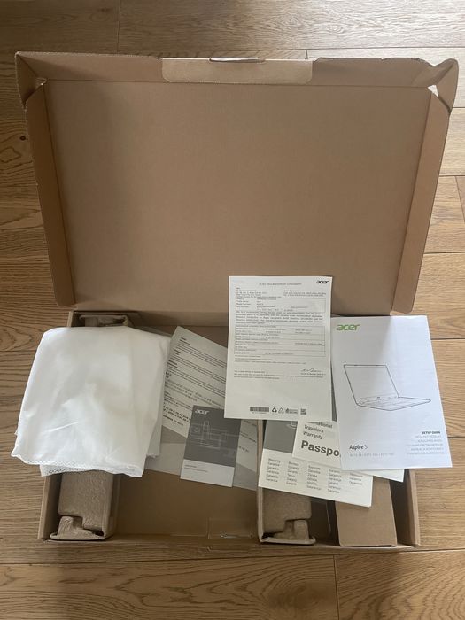 Laptop ACER Aspire i5 8GB/512GB SSD 2021r