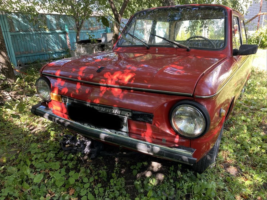 Продам два автомобілі ЗАЗ-968М («Запорожець») та комплект запчастин