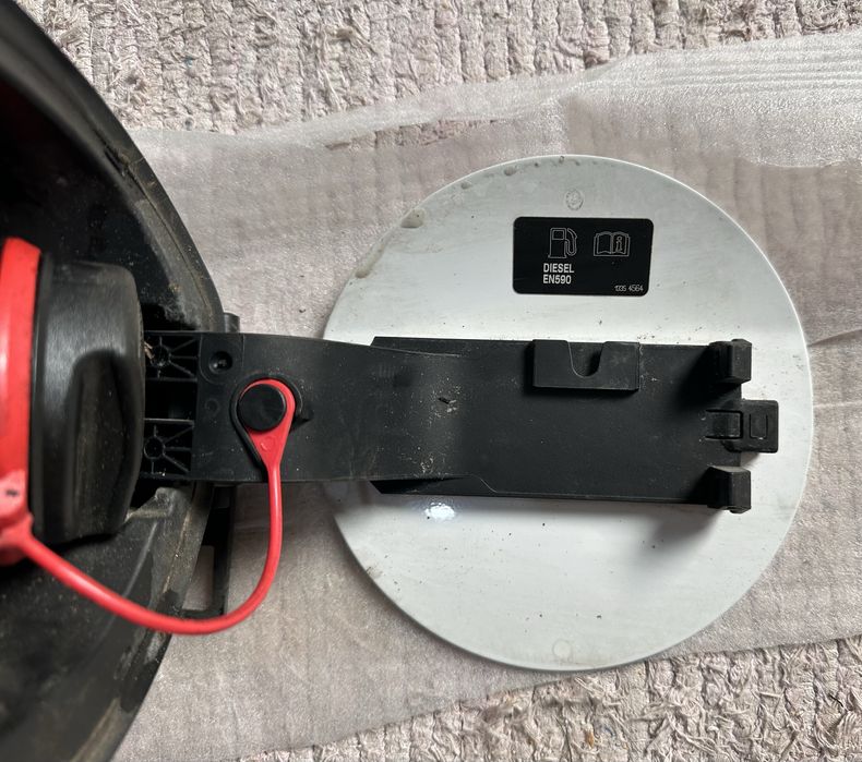 Tampa Combustível Opel Astra J Sports Tourer de  10-16