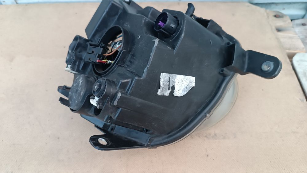 Vendo farol direito de Fiat 500 ano 2007/08