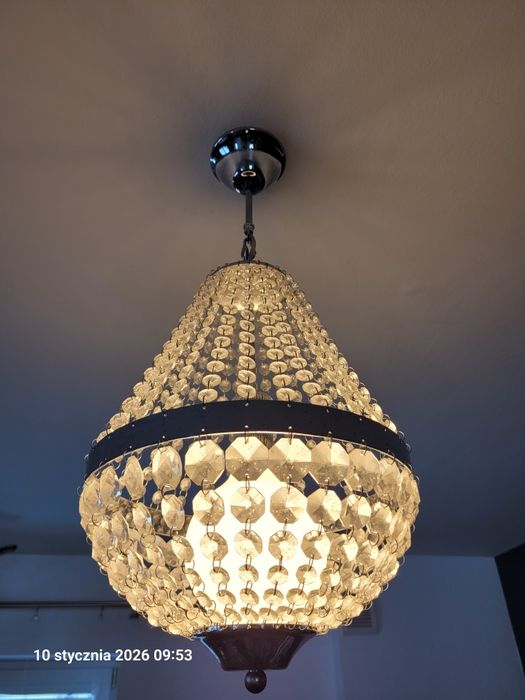 Lampa sufitowa z żarówkami