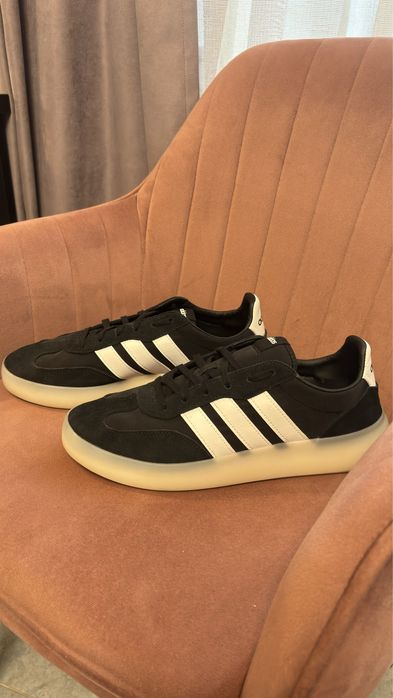 Кроссовки Adidas, оригинал, размер 44